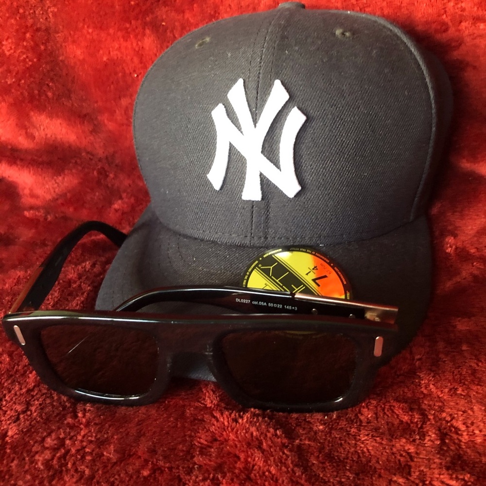 NY cap plus Diesel sunglasses